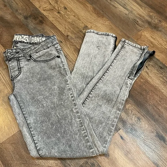 デニム・ジーパン LCDC : 25SS / CUT-OUT WAIST WASHED DENIM (SAND GREY) Ten25 Denim | Jeans | Size 34 Ten25 Denim Gray Acid Wash